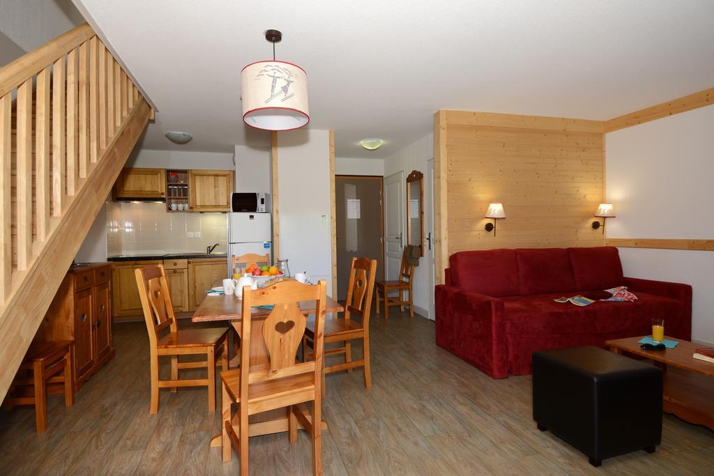 Saint-Sorlin-dʼArves Residence Odalys Les Bergers מראה חיצוני תמונה